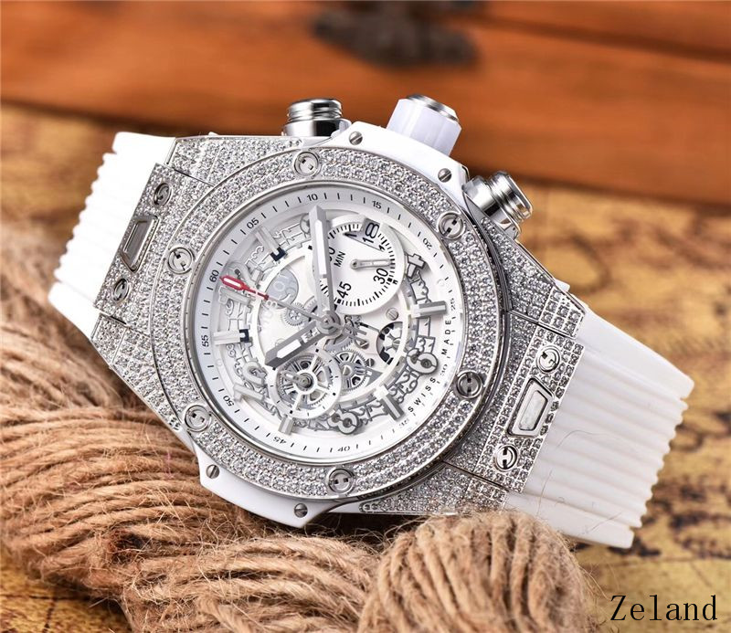 Hublot Big Bang 42mm White Replica features a contemporary design with clean lines and a versatile 42mm case size. Its minimalist and sophisticated aesthetics make it a perfect accessory for various occasions